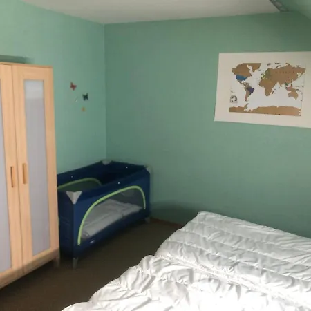 Ironico Homestay 4 Schlafzimmer Ferienwohnung 100 M2 Nahe Bostalsee Eisen  Eksteriør billede