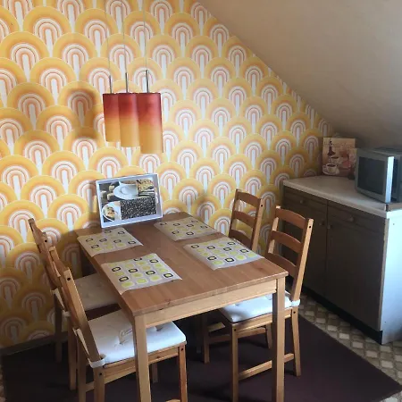 Ironico Homestay 4 Schlafzimmer Ferienwohnung 100 M2 Nahe Bostalsee Eisen  Eksteriør billede
